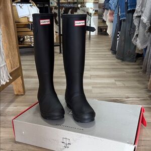 Hunter Women's Classic Black Tall Rain Boots